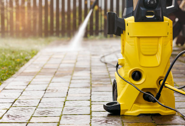 Best Animal Enclosure Cleaning  in Marshall, MO